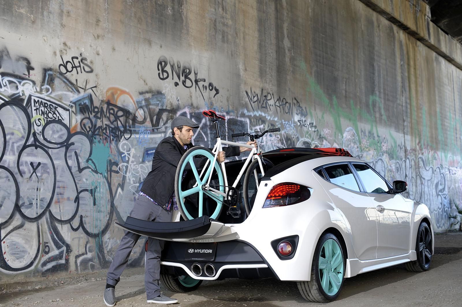 HYUNDA VELOSTER C3 ROLL TOP CONCEPT GALER