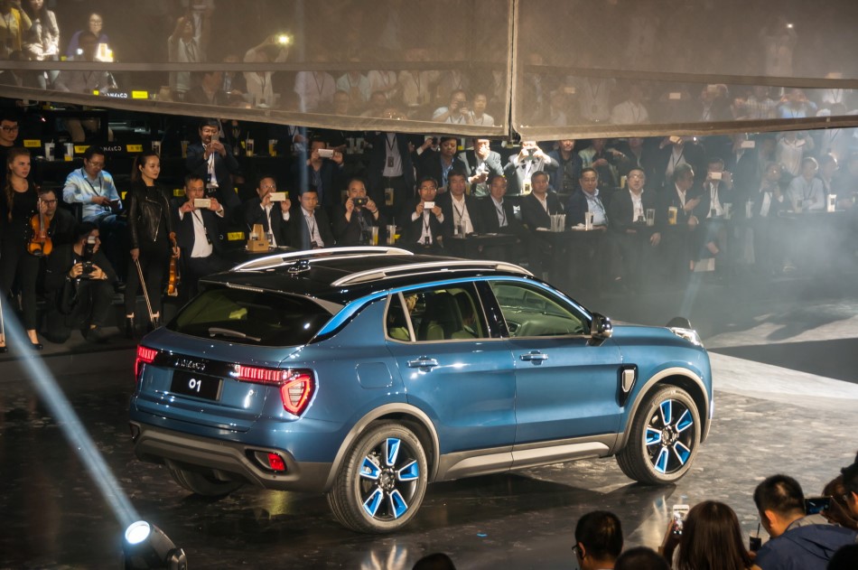 Lync & Co 01resim galerisi