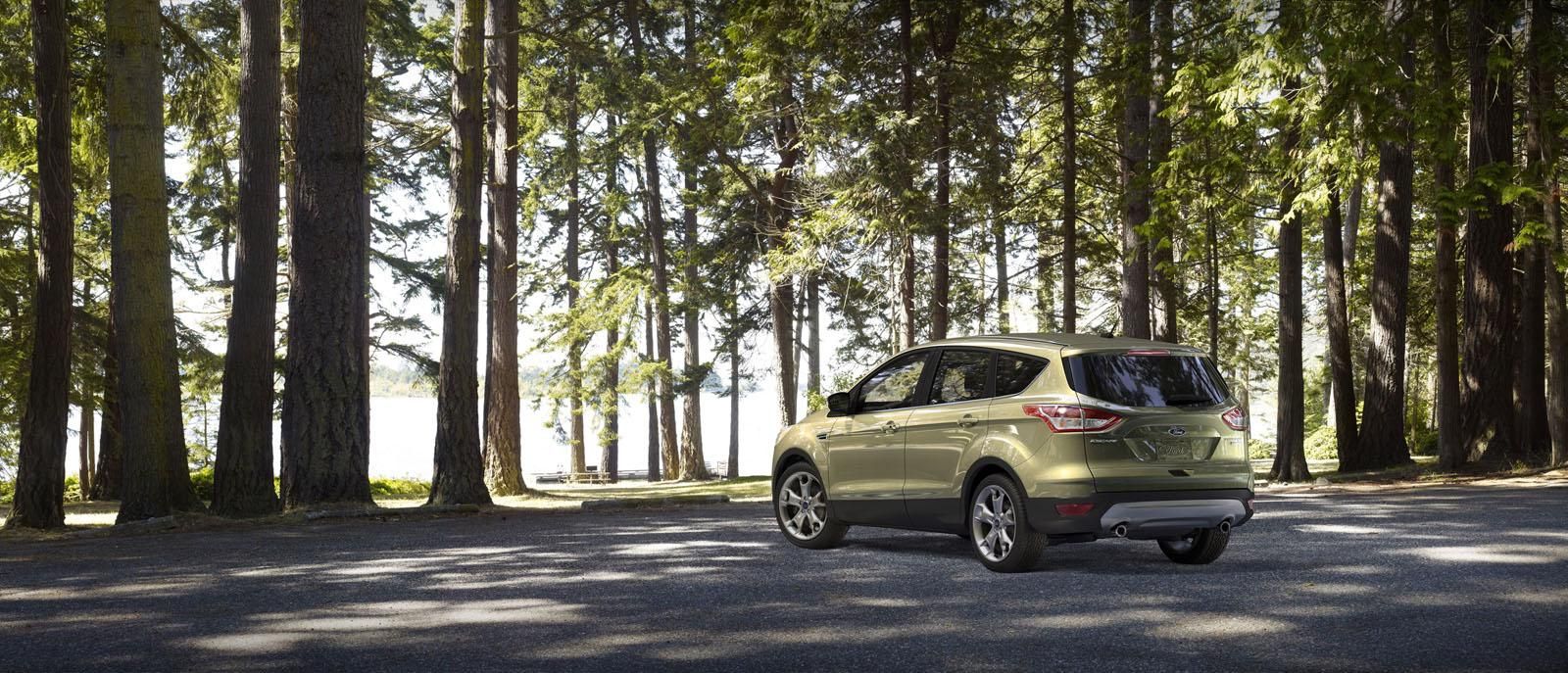 FORD KUGA (2013) GALER