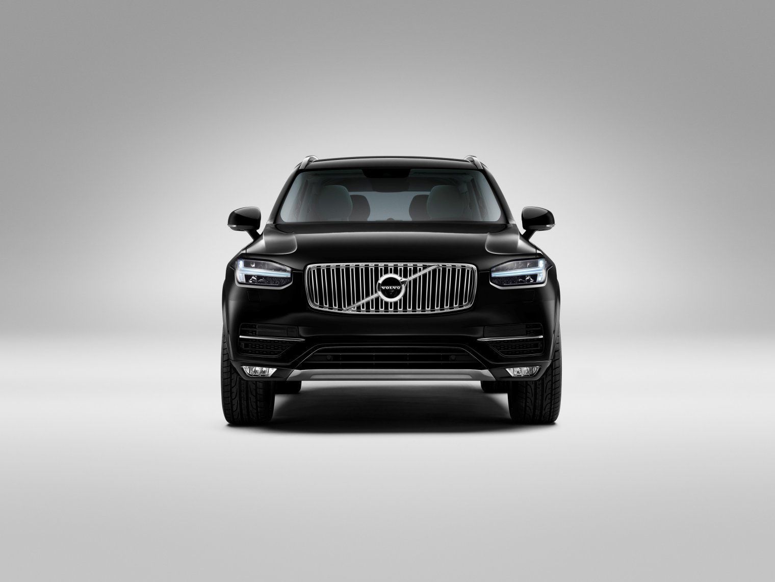 YEN 2015 VOLVO XC90 FRST EDTON RESM GALERS