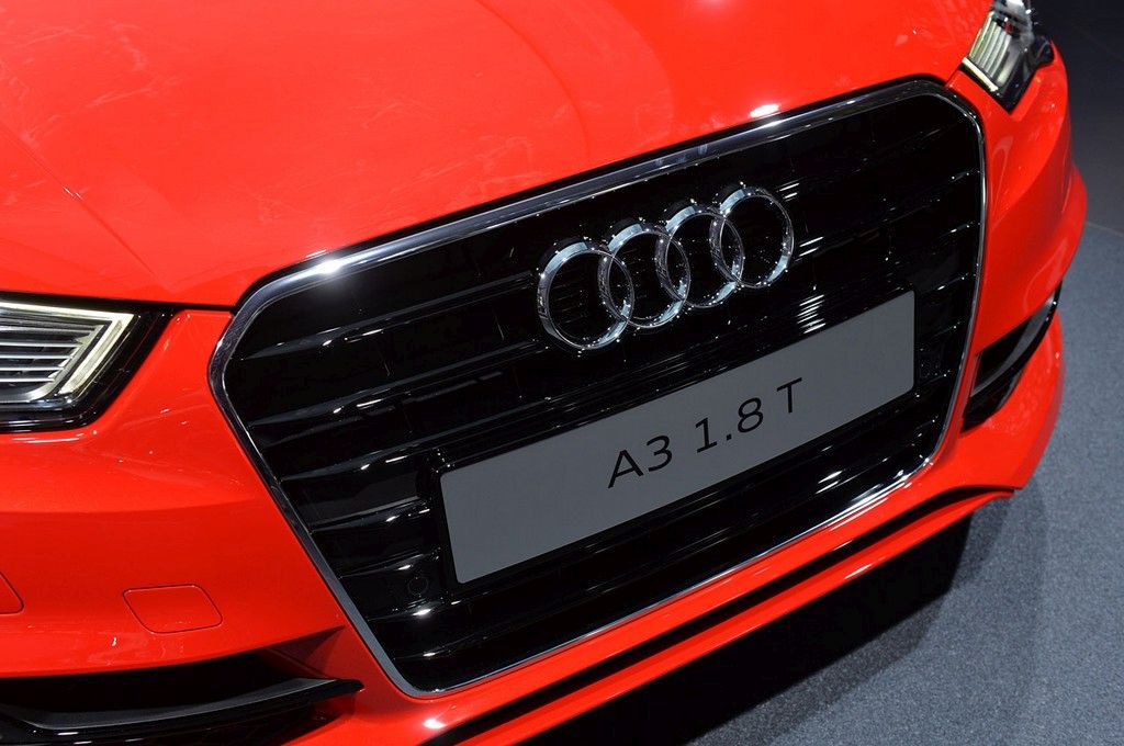 YEN AUD A3 CONVERTBLE FRANKFURT LANSMAN RESM GALERS