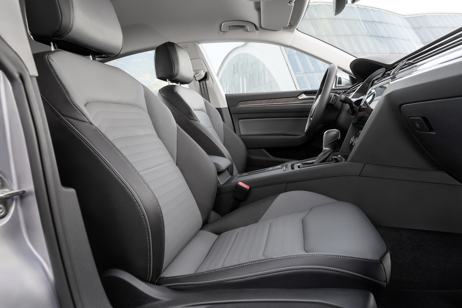 VW Arteon Detayl Resim Galerisi