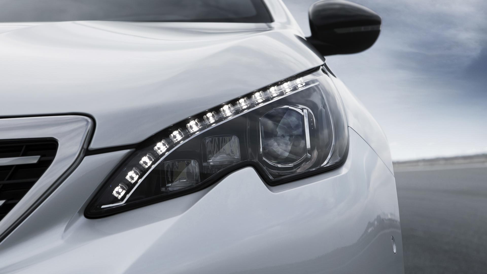 2018 Peugeot 308 resim galerisi