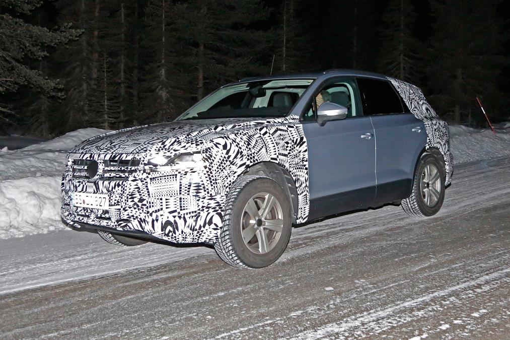 2018 VW Touareg resimleri