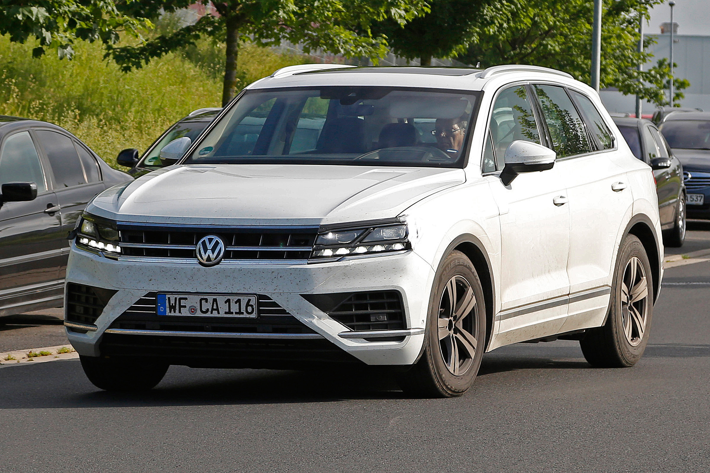2018 VW Touareg resimleri