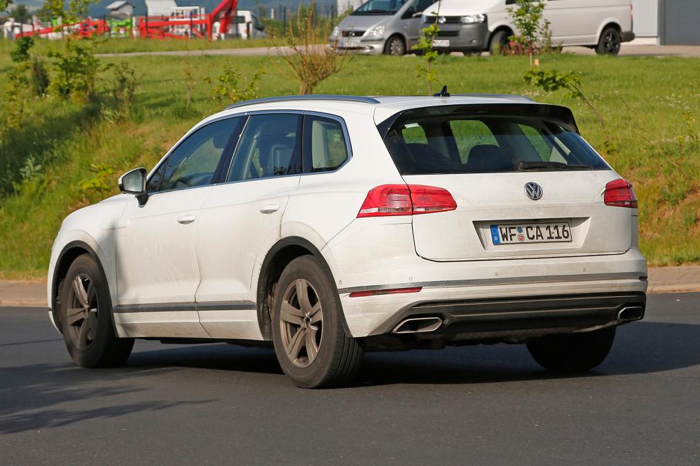 2018 VW Touareg resimleri