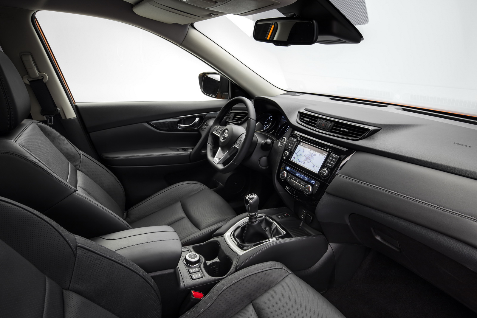 Nissan X-Trail 2018 gncel resim galerisi