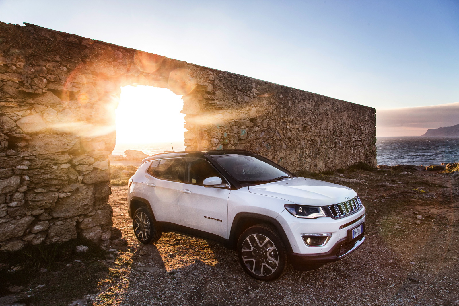 Yeni Jeep Compass resim galerisi