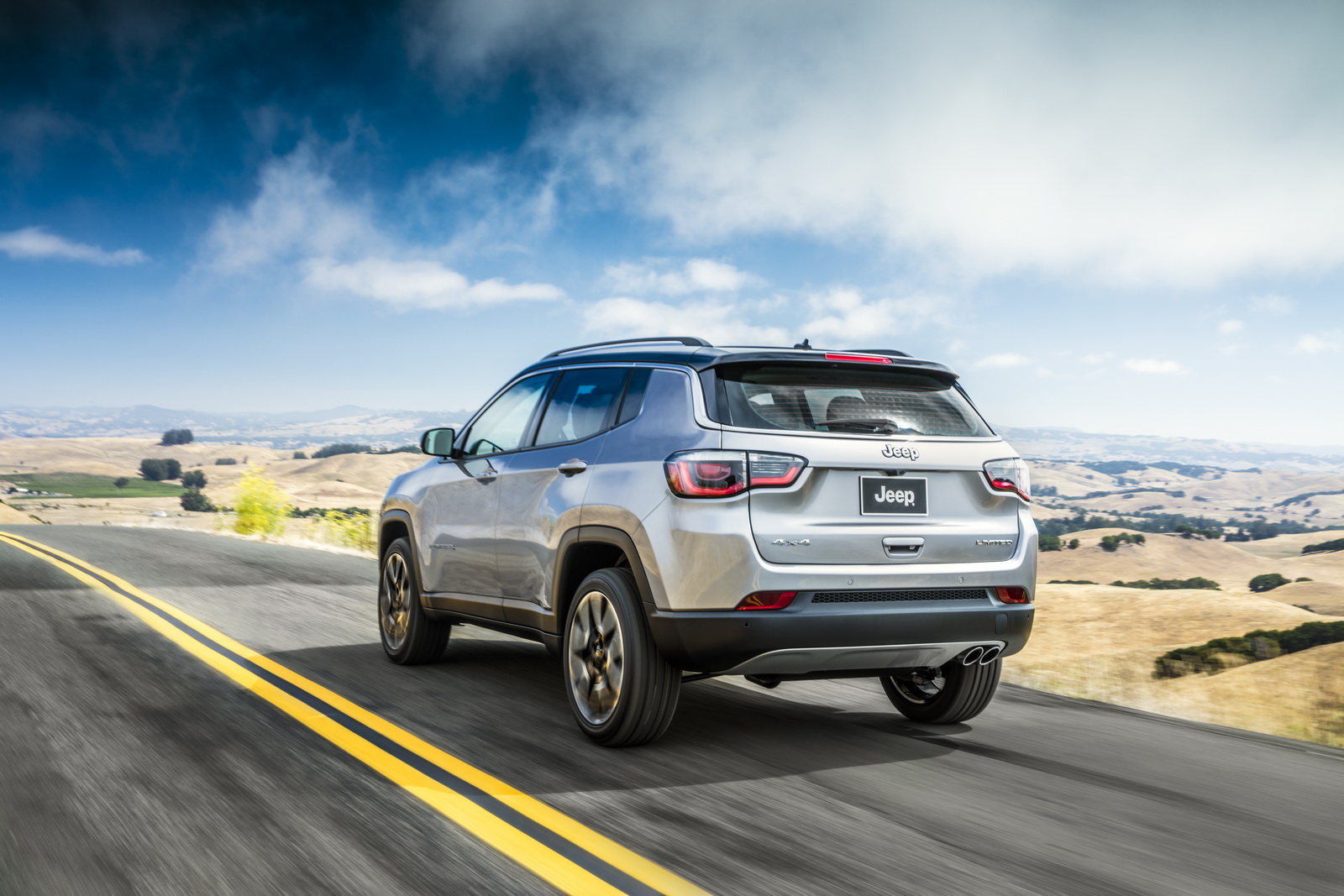 Yeni Jeep Compass resim galerisi