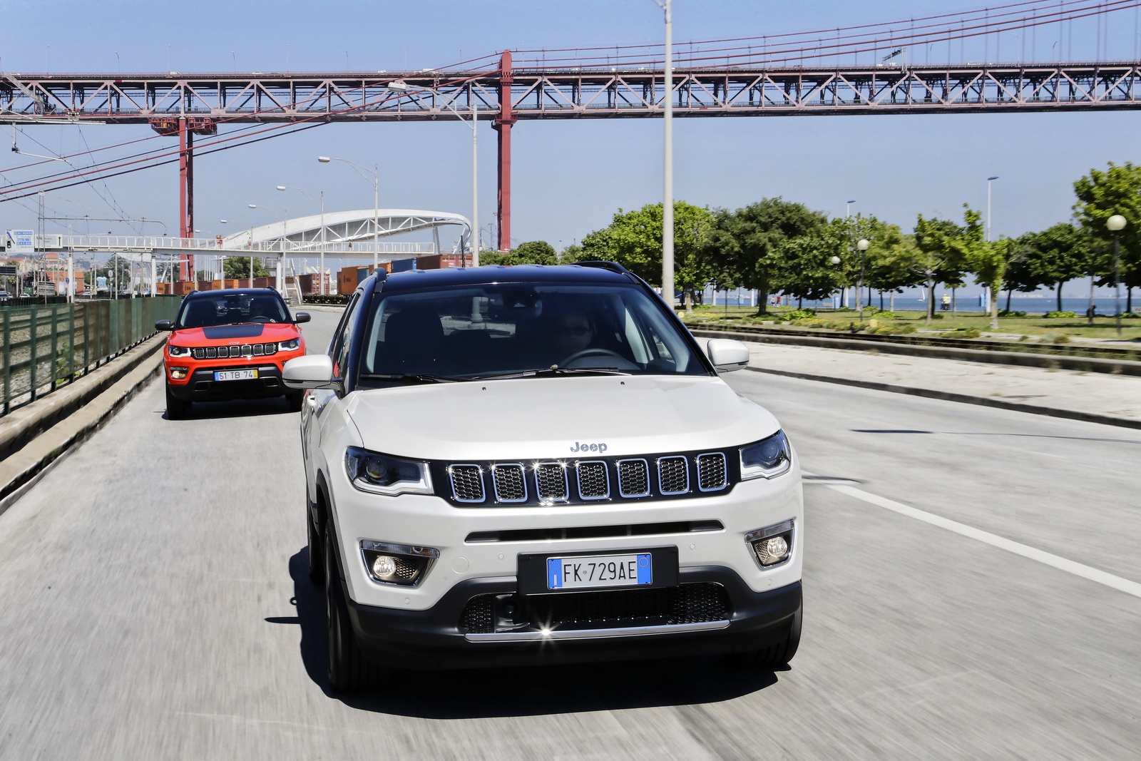 Yeni Jeep Compass resim galerisi