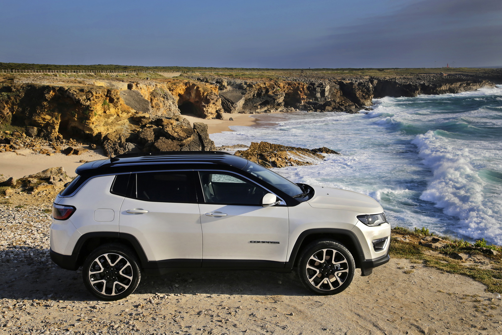 Yeni Jeep Compass resim galerisi