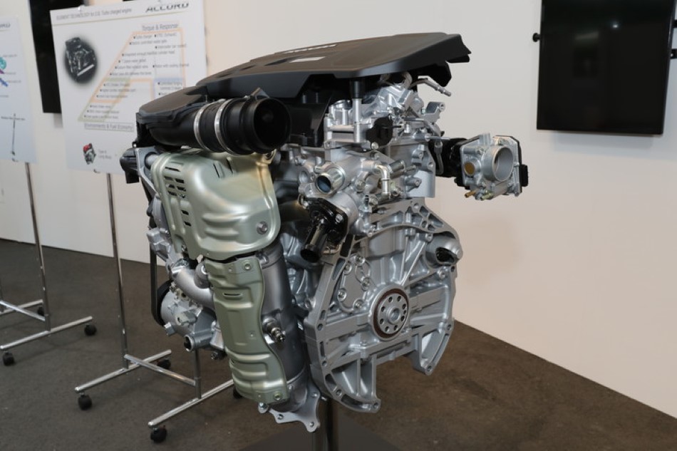 Yeni 10. nesil Honda Accord resim galerisi