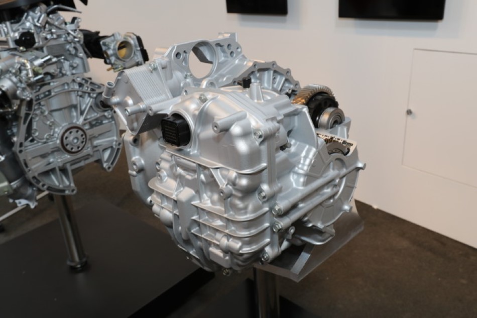 Yeni 10. nesil Honda Accord resim galerisi