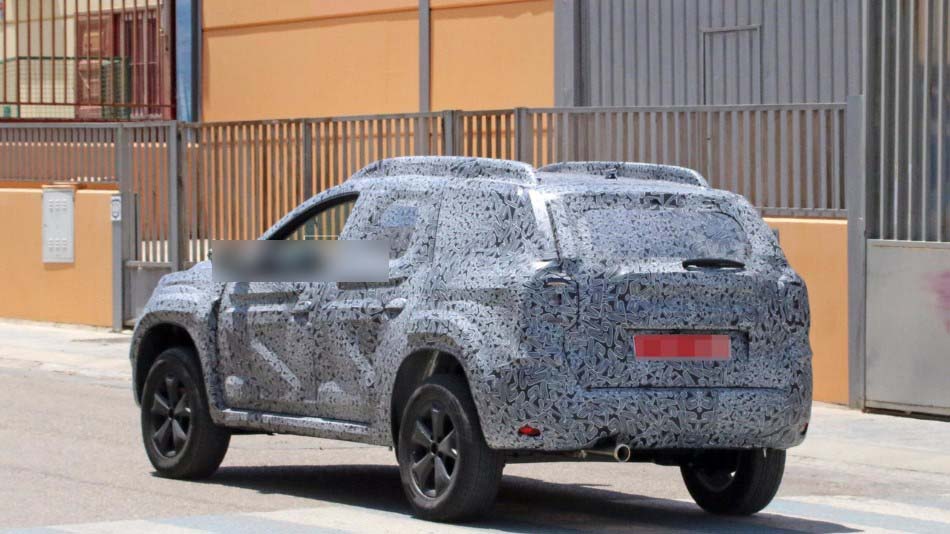 Yeni Dacia Duster resim galerisi