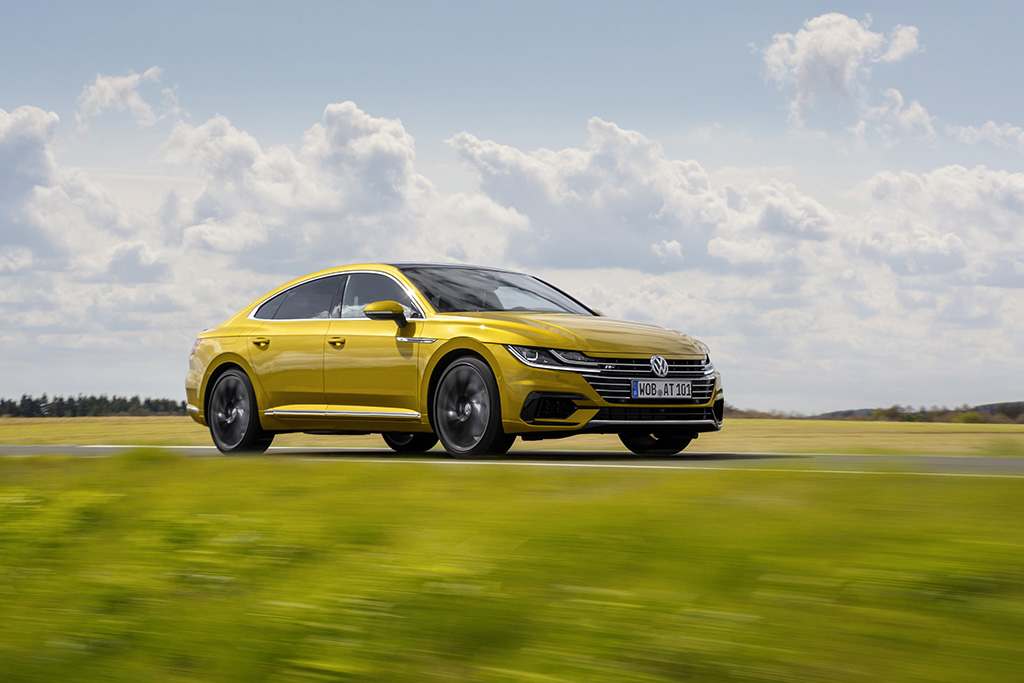 VW Arteon R-Line resim galerisi