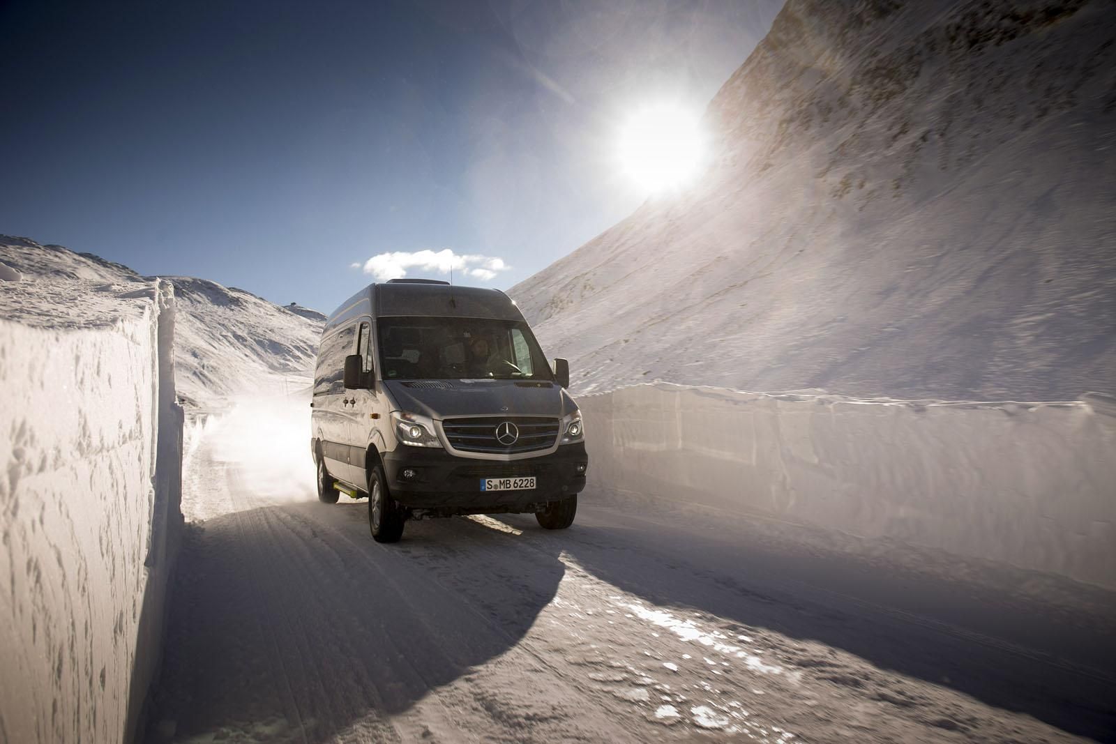 2014 MERCEDES SPRNTER 4x4 RESM GALERS 