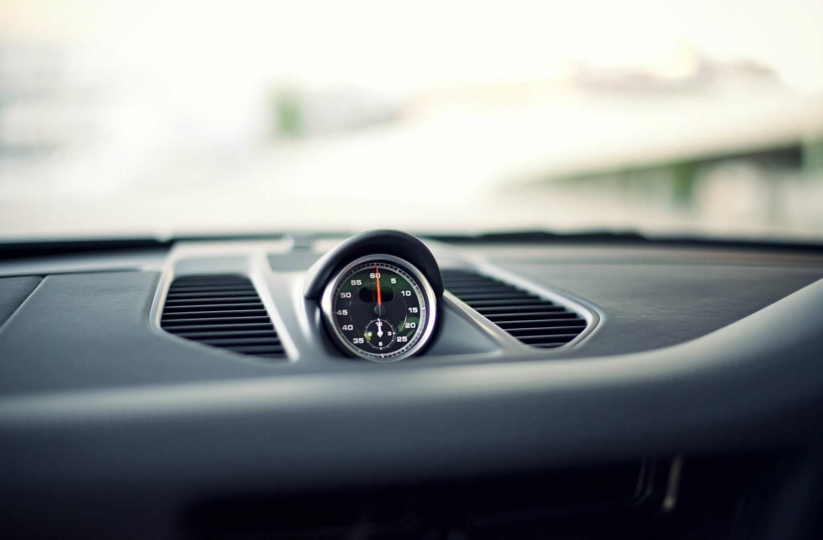 PORSCHE 911 CARRERA 4S