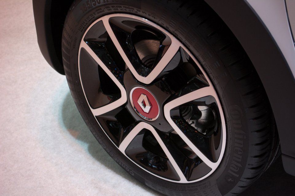 YEN� RENAULT TW�NGO CENEVRE RES�M GALER�S�