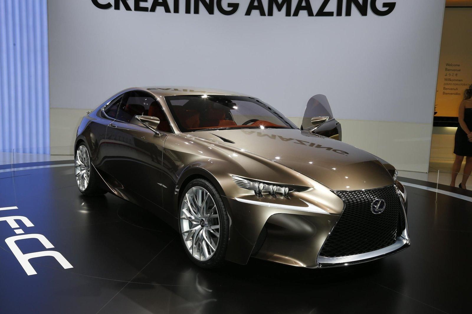 LEXUS LF CC GALER