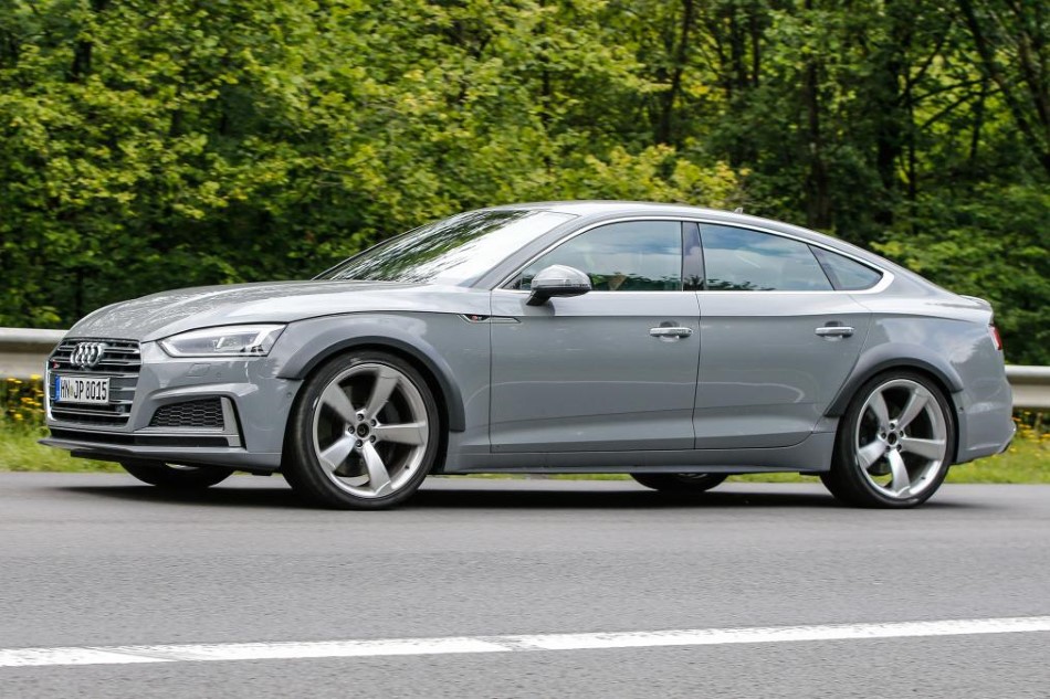 Yeni 2018 Audi RS5 Sportback ilk resim galerisi