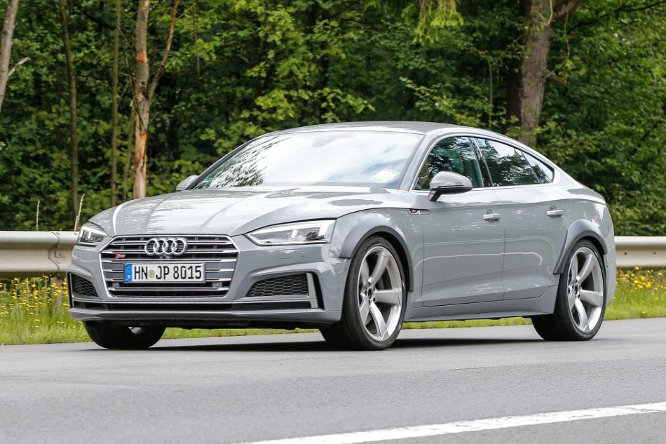 Yeni 2018 Audi RS5 Sportback ilk resim galerisi