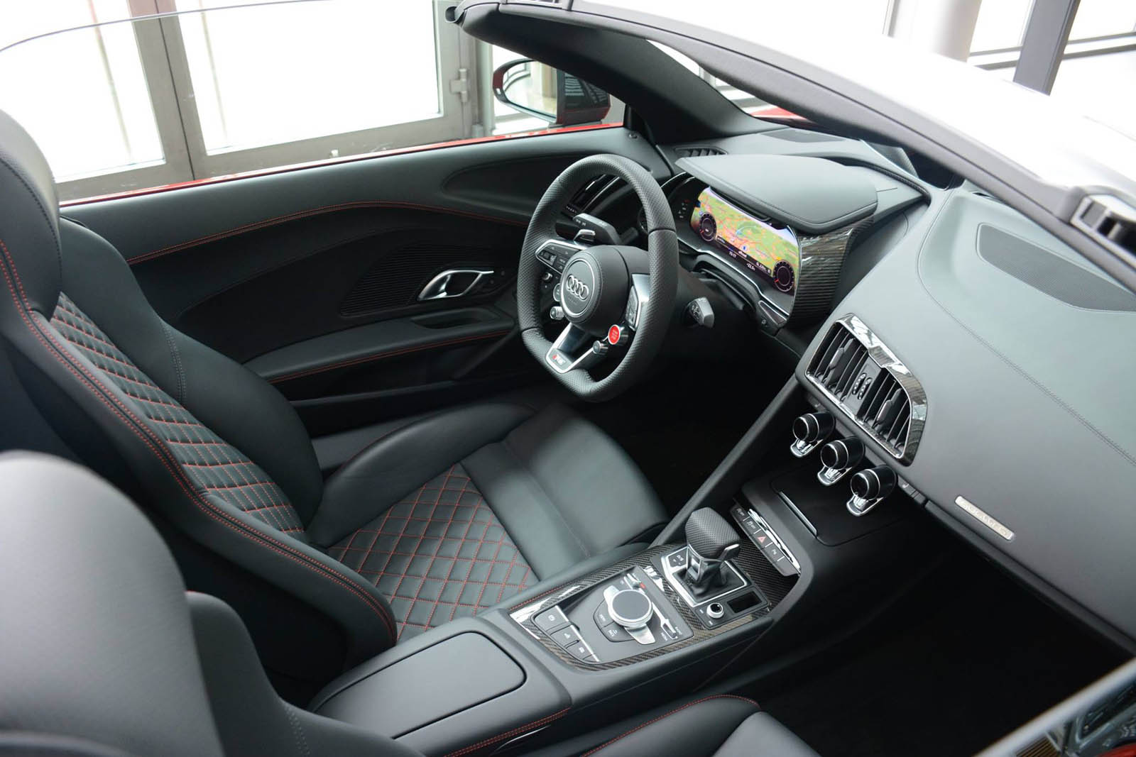 Audi R8 Spyder V10 Plus resim galerisi