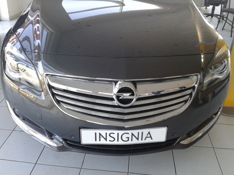 YEN 2014 MAKYAJLI OPEL NSGNA SATITA RESM GALERS