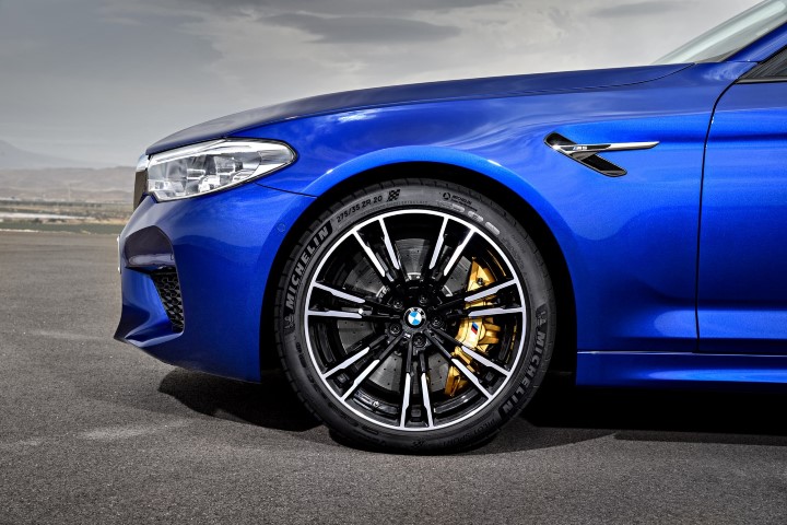 2018 BMW M5 resim galerisi