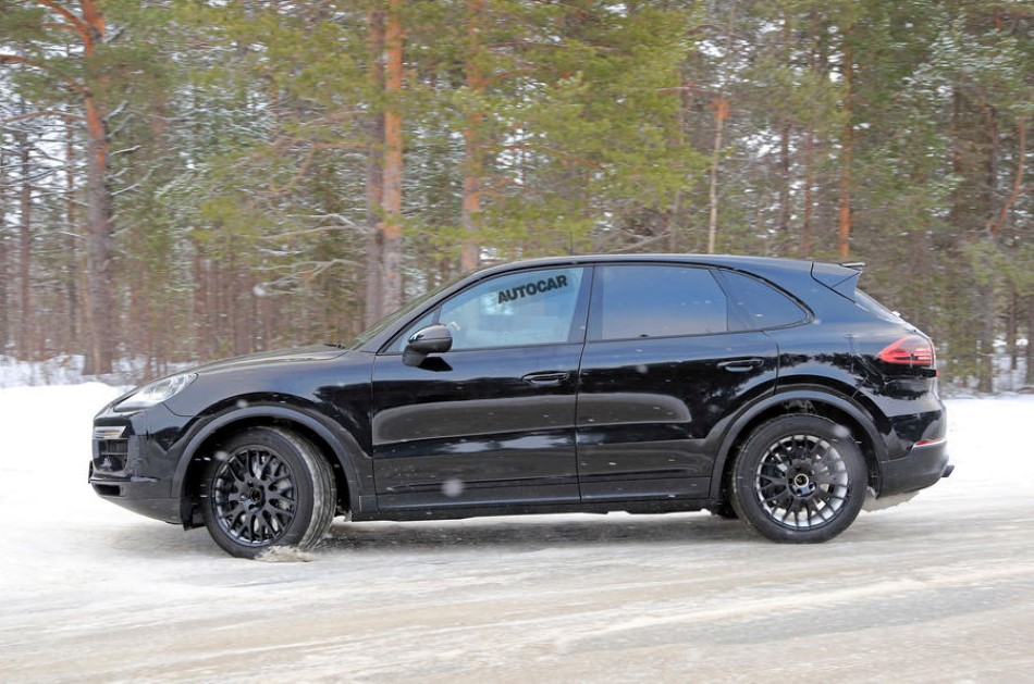 2018 Porsche Cayenne kamuflajl� resim galerisi