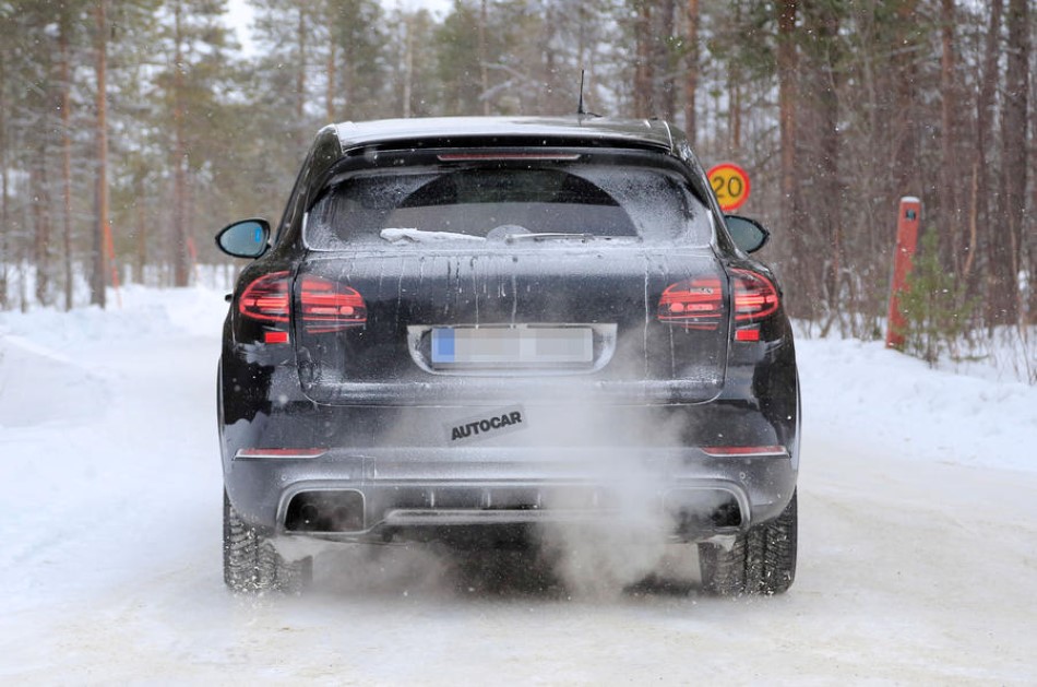 2018 Porsche Cayenne kamuflajl� resim galerisi