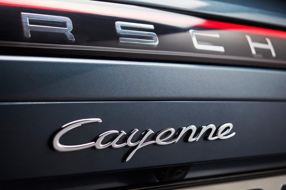 2018 Porsche Cayenne resim galerisi