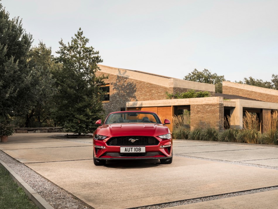2018 Ford Mustang Avrupa versiyonu - resim galerisi