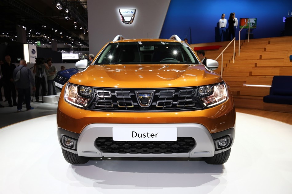 Dacia Duster SUV resim galerisi