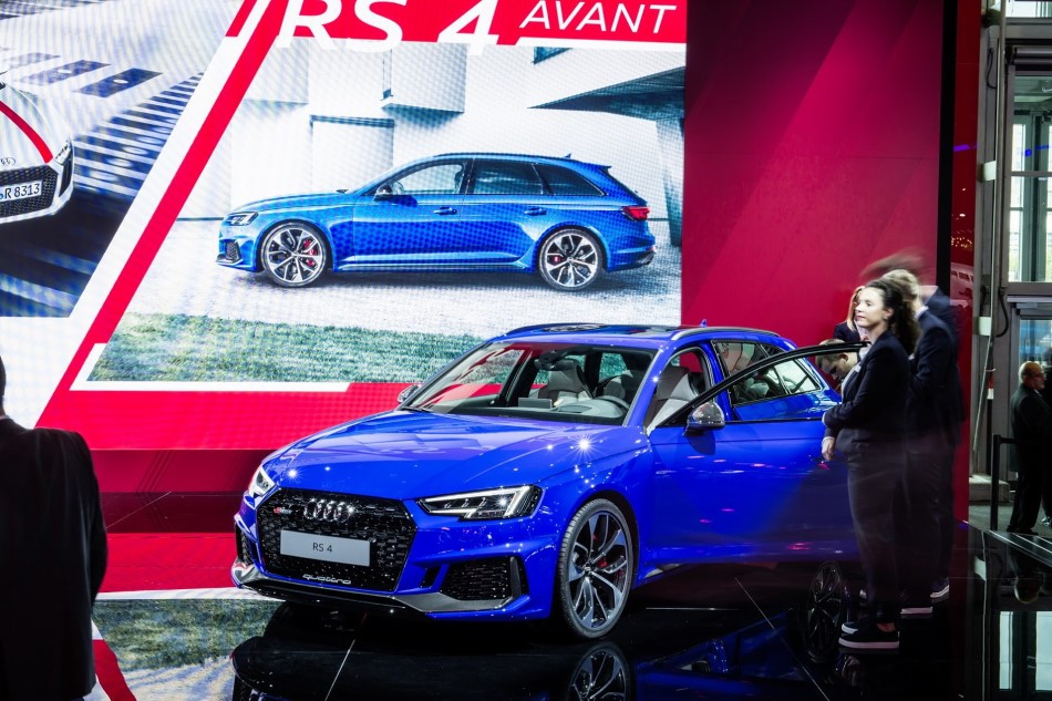 2018 Audi RS4 Avant resim galerisi