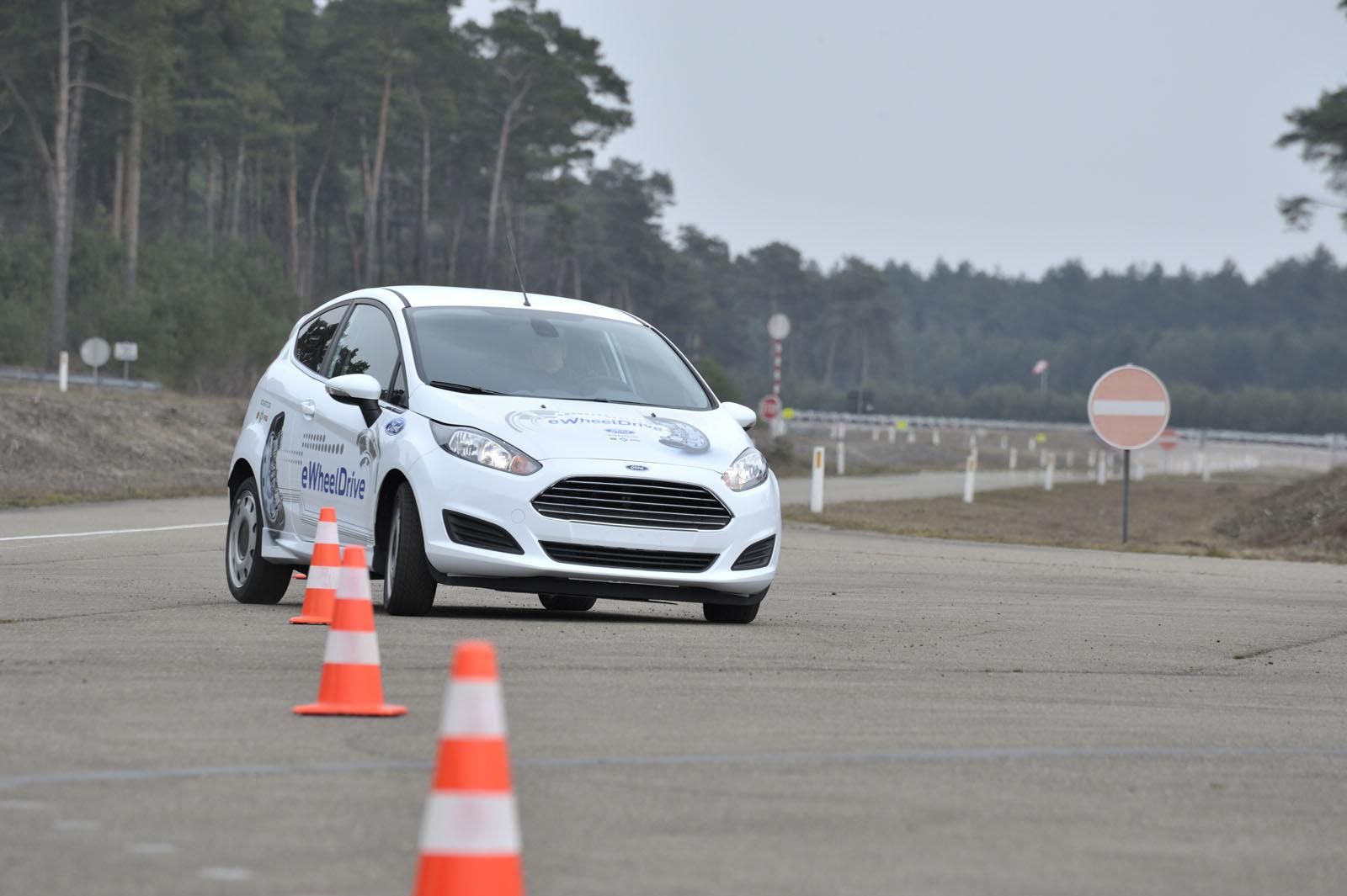 FORD FESTA eWheelDrive PROTOTP GALER