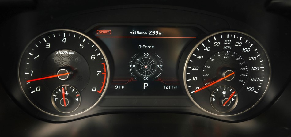 Yeni Kia Stinger V6 resim galerisi