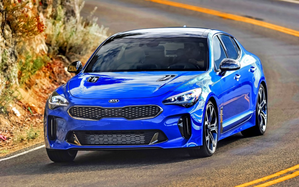 Yeni Kia Stinger V6 resim galerisi
