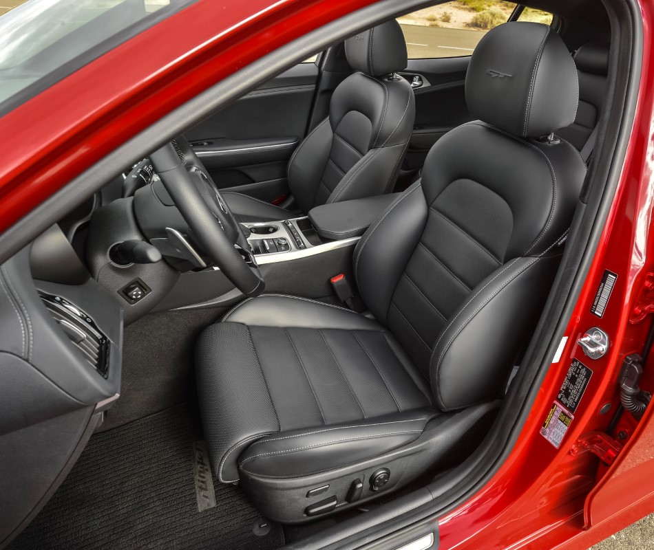 Yeni Kia Stinger V6 resim galerisi