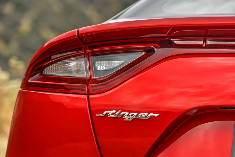 Yeni Kia Stinger V6 resim galerisi