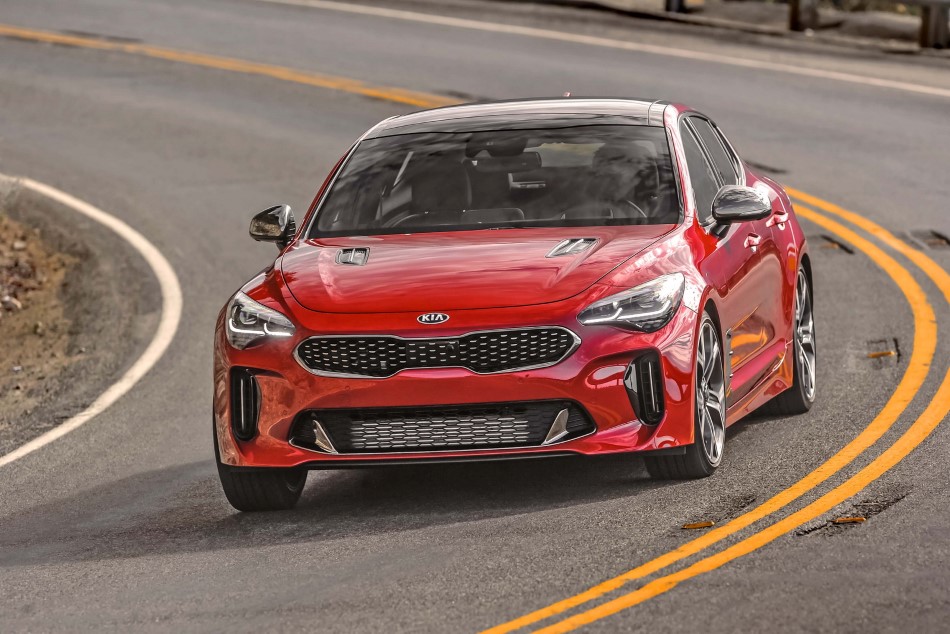 Yeni Kia Stinger V6 resim galerisi