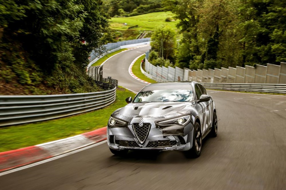 Alfa Romeo Stelvio Quadrifoglio resim galerisi