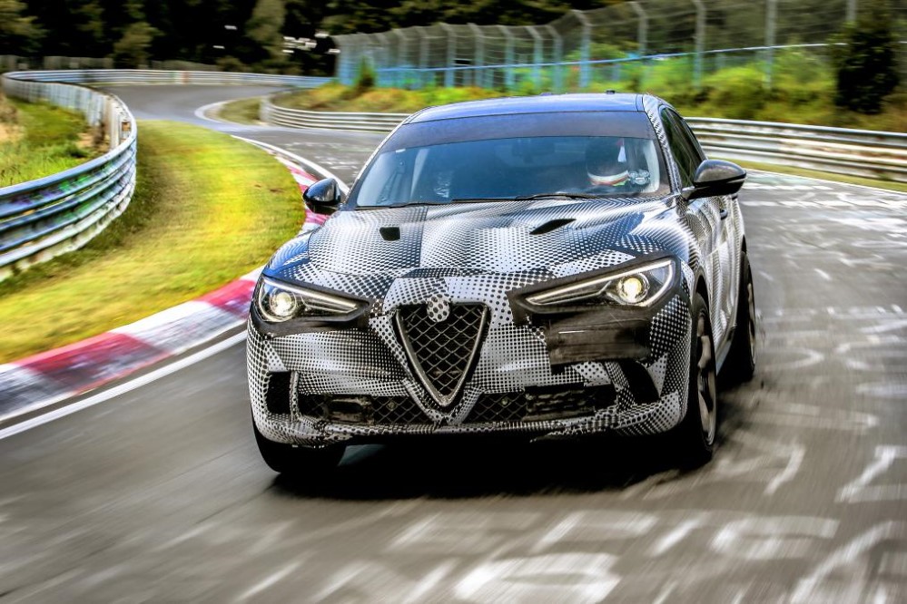 Alfa Romeo Stelvio Quadrifoglio resim galerisi
