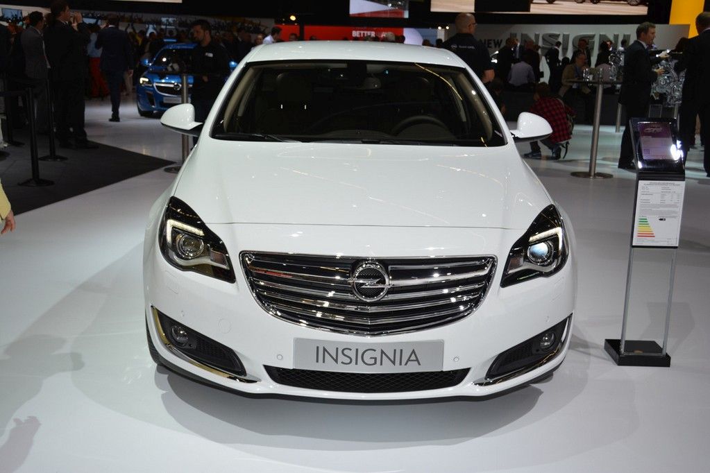 YEN� OPEL �NS�GN�A FRANKFURT LANSMAN RES�M GALER�S�