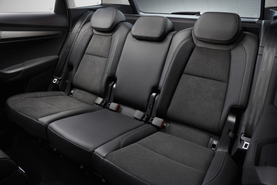 Skoda Karoq kapsaml resim galerisi