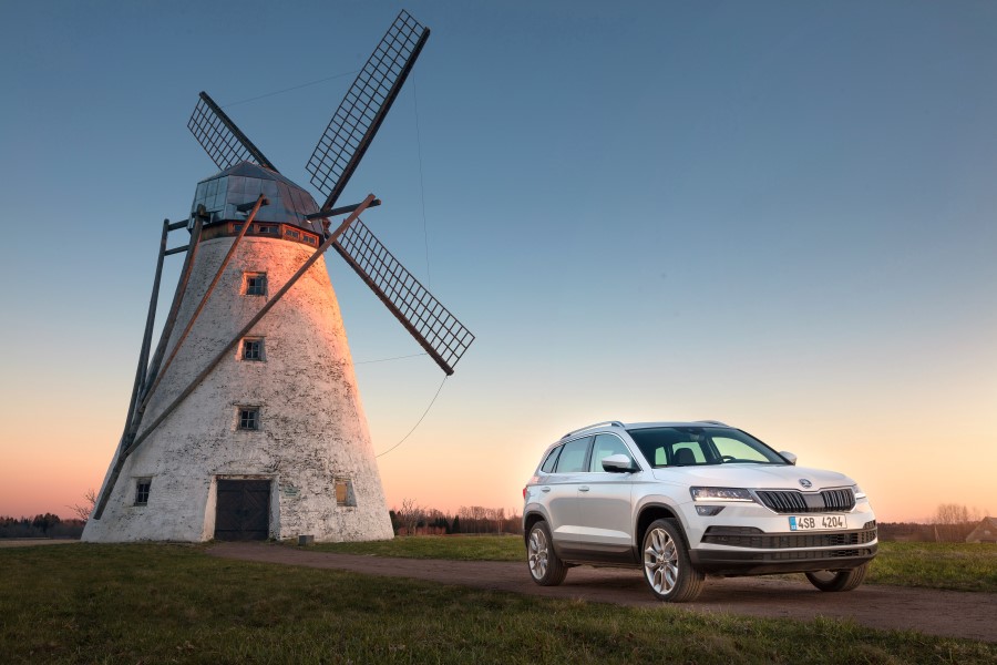 Skoda Karoq kapsaml resim galerisi