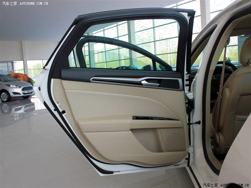 YEN (2014) FORD MONDEO N'DE SATITA RESM GALERS