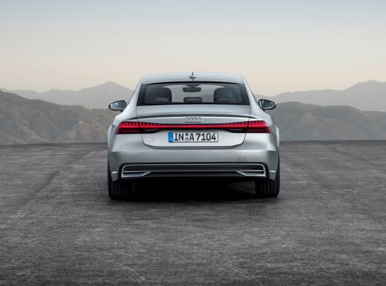 Yeni Audi A7 Sportback resim galerisi