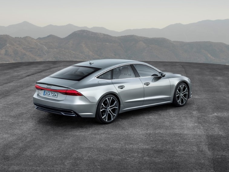 Yeni Audi A7 Sportback resim galerisi