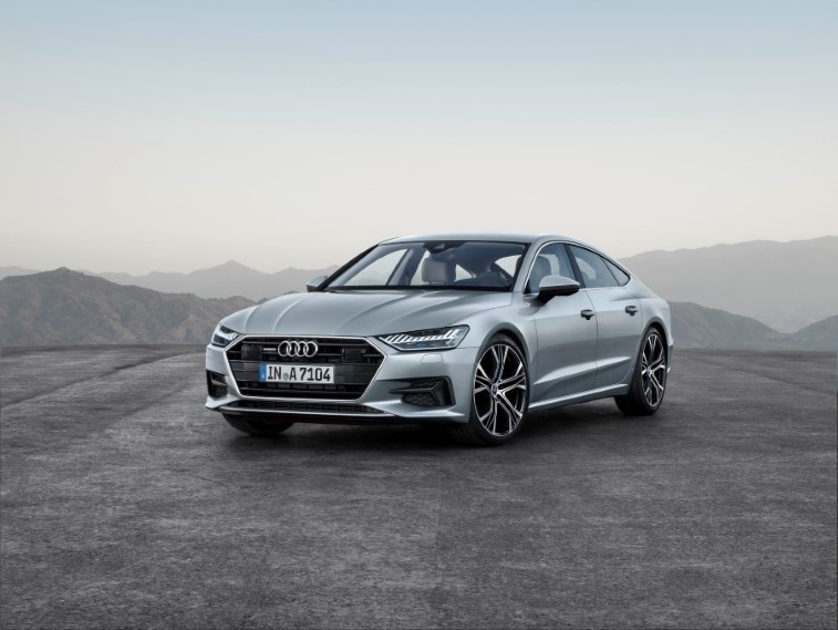 Yeni Audi A7 Sportback resim galerisi