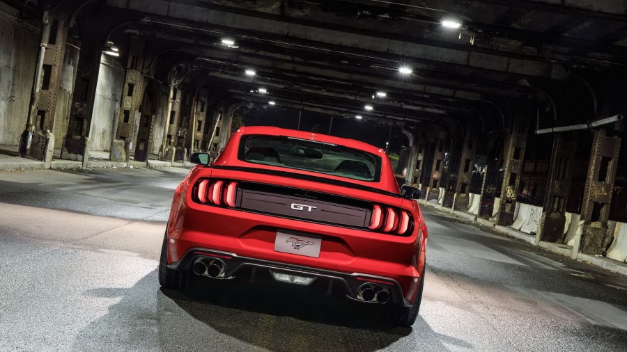 Ford Mustang GT Performance Pack Level 2 resim galerisi